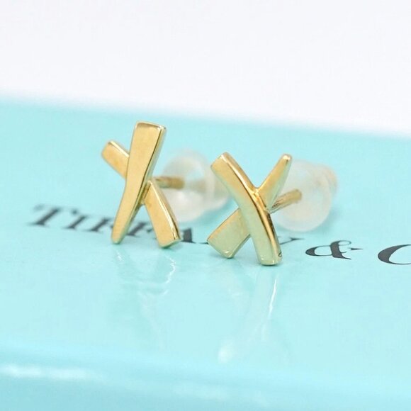 Tiffany & Co. Kiss Stud Earrings 18K Yellow Gold Picasso w/Box No Post Backs
